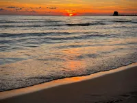 Spacious Spring Lake Retreat • Beach Access • Sleeps 8 • Family & Pet Friendly - Beach