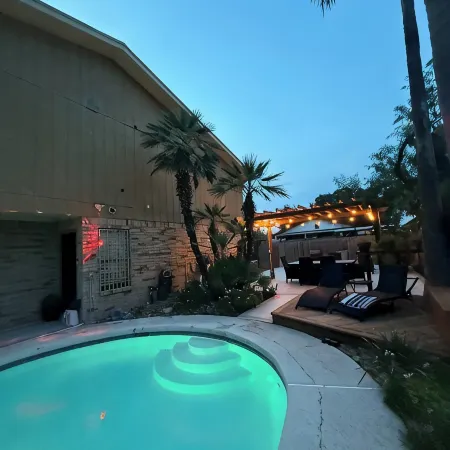 Superb 3-bedroom house with AC in McAllen. Diana's Pool House