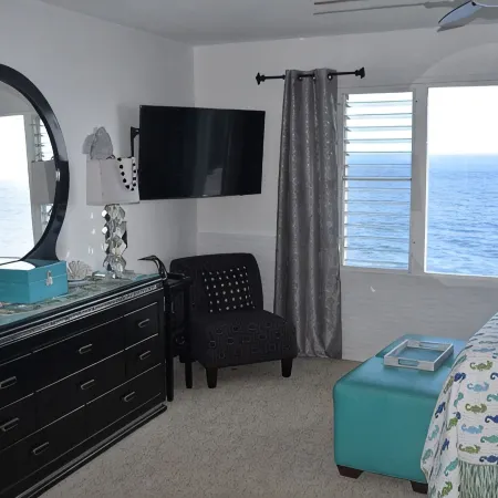 Ocean Front, Edge Of Cliff - Feel & See Every Crashing Wave From All Room