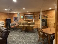 Mountain House in Fancy Gap with Beautiful View and Hot Tub on Deck - 3 stjerner