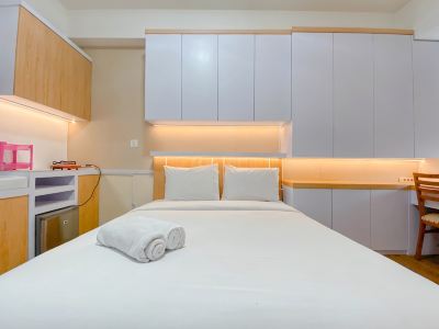 Pure Nest Studio at Candiland Apartment By Travelio