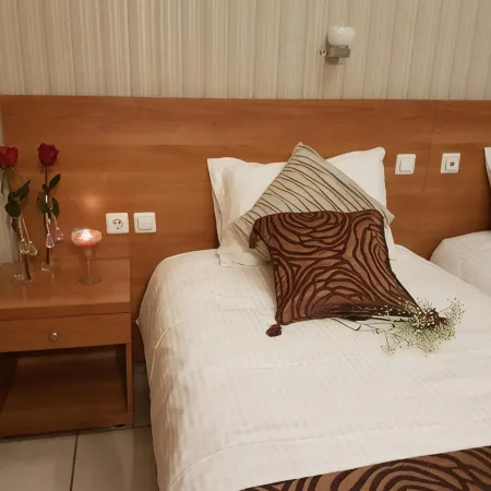 Glaros Hotel