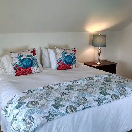 No hidden cleaning charges.  Huge 3bd/3ba apartment with tons of waterviews.