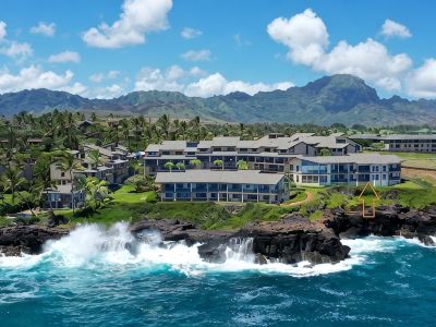 Absolutely Stunning Oceanfront Condo!