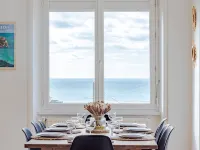 Spacious villa with sea view, 200 m from the beach. Hotels in Saint-Nic