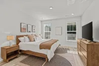 Brand New 5BR Townhome – Modern Comfort Near Clemson University! - 3 estrellas