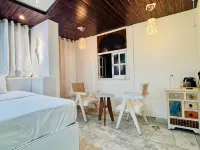 3 Raahi - Hostels