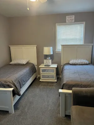Single house 3 bed rooms bath kitchen sitting room