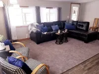 Charming 3-bedroom riverside cabin close to Grand Teton and Yellowstone - Alphydda
