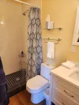 Cozy New Studio  in Charming Mount Vernon, Perfect for You and Your Pup - Wifi