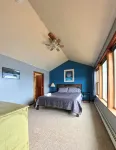 Downtown Wasilla Lakefront Home w/private dock