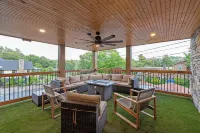 5 Br Luxury Home on Main Street in Downtown Blowing Rock + Hot Tub! - Boutique