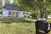 Travelers Rest Cottage near Swamp Rabbit Trail - 컨트리 하우스