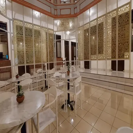 Dragon Palace Hotel Ternate