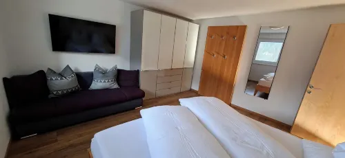 Ruhige Ferienwohnung in den Tiroler Bergen - Wifi