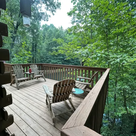 Orchard Mountain Cabin, Enchanting Retreat – Exclusive Lakefront Sanctuary