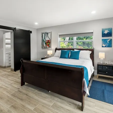 Inspiration House-One Acre Pool Home in the Heart of Pinellas!