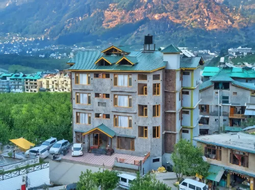 Hotel Swastik Grand - 3 estrellas