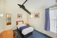 Discovery Inn - Leeds