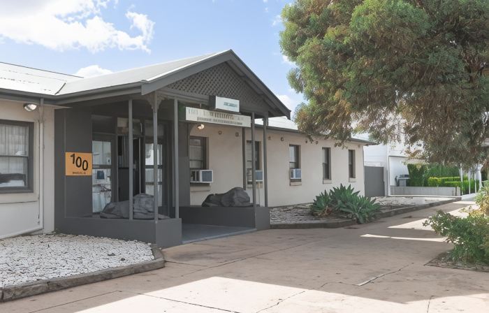 Broken Hill Tourist Lodge
