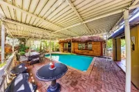 Amper Bo Guest House - Pensionat