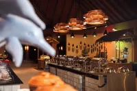 Canareef Resort Maldives - breakfast