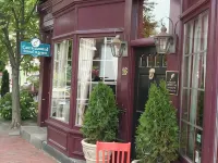 Hydrangea House Inn Hotels in Newport