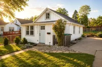 The Tiny House - Omaha's # 1 unique experience - 방갈로
