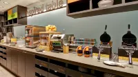 Home2 Suites by Hilton West Edmonton - breakfast