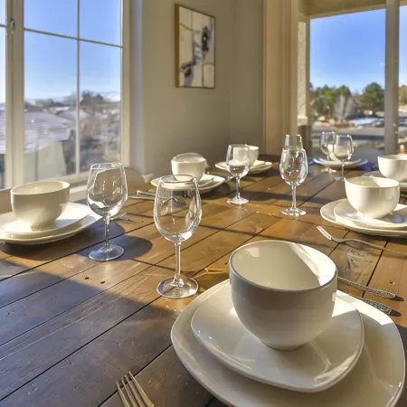 Stylish and Bright Home with City, Mountain and Valley Views