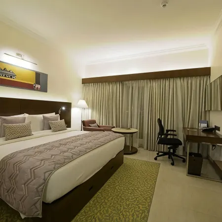 Hotel Naveen Lakeside Hotéis em Hubli