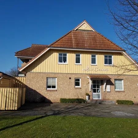 Comfortable apartment for four people. Smart TV and WLAN included.