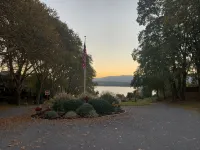 Hudson River View Suite-idyllic getaway with fireplace & private deck-75 min NYC - Apartments