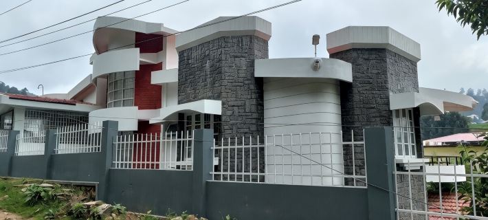 Myspace Holiday Inn - Ooty Hotels in Udhagamandalam
