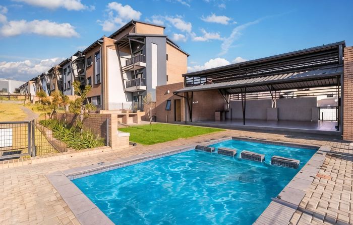 Eazy Apartment by Mall of Africa