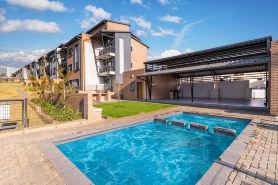 Eazy Apartment by Mall of Africa