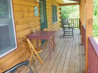 Log Cabin in the White Mountains Hotels in Gorham