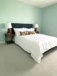 Updated Family Beach House with fenced yard - 5 min walk to the beach! - balcony