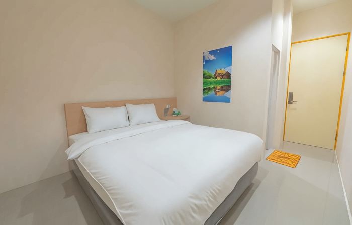 Gold Line Guest House