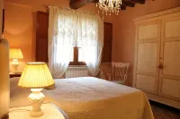 La Casetta del Borgo San Gimignano, relax nature swimming pool, STARLINK powered