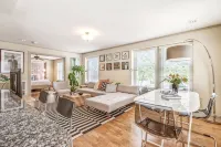 Midtown Light filled Stylish Walkable everywhere - Apartemen