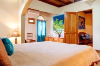 Family Friendly Waterfall Home with pool & Wi-Fi / 7p - balcone