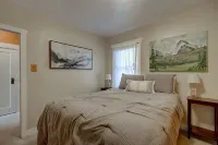 Historic Downtown Ennis Escape - 3-Star