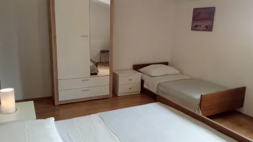 The apartment is located on the first floor of our house, 50 meters from the sea - Bintang 2