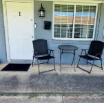 The Southern Charm. 10 minutes away from Fort Moore/Benning. Budget friendly!