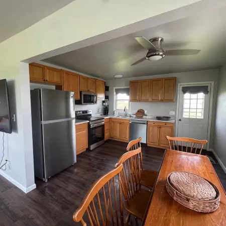 3 bedroom cottage on horse farm close to Kentucky Horse Park, Keeneland, the Ark