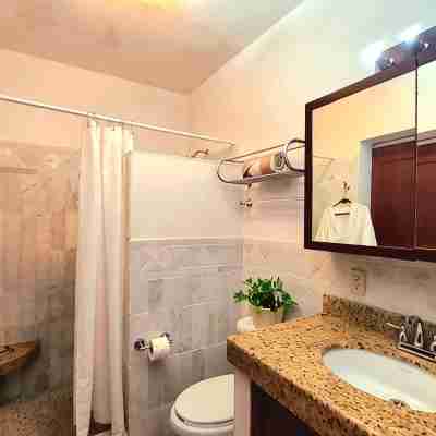 Sunsets + Ocean View Condo with WiFi, A/C, RoofTop, steps to Malecon and Beach Rooms