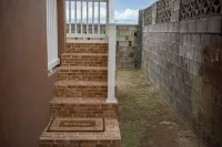 Modern Comfort: Private 1BR In Basseterre - Wifi