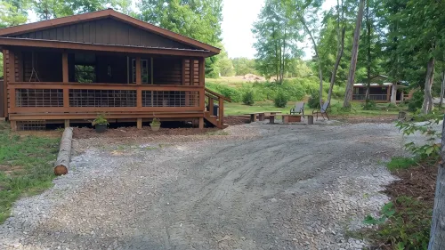 Charming 2-bedroom cabin in beautiful mountains of Pickens, SC. - 3 estrellas