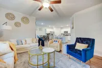 New Spacious 4-bedroom house in charming Ankeny with WiFi, AC-Prime Location